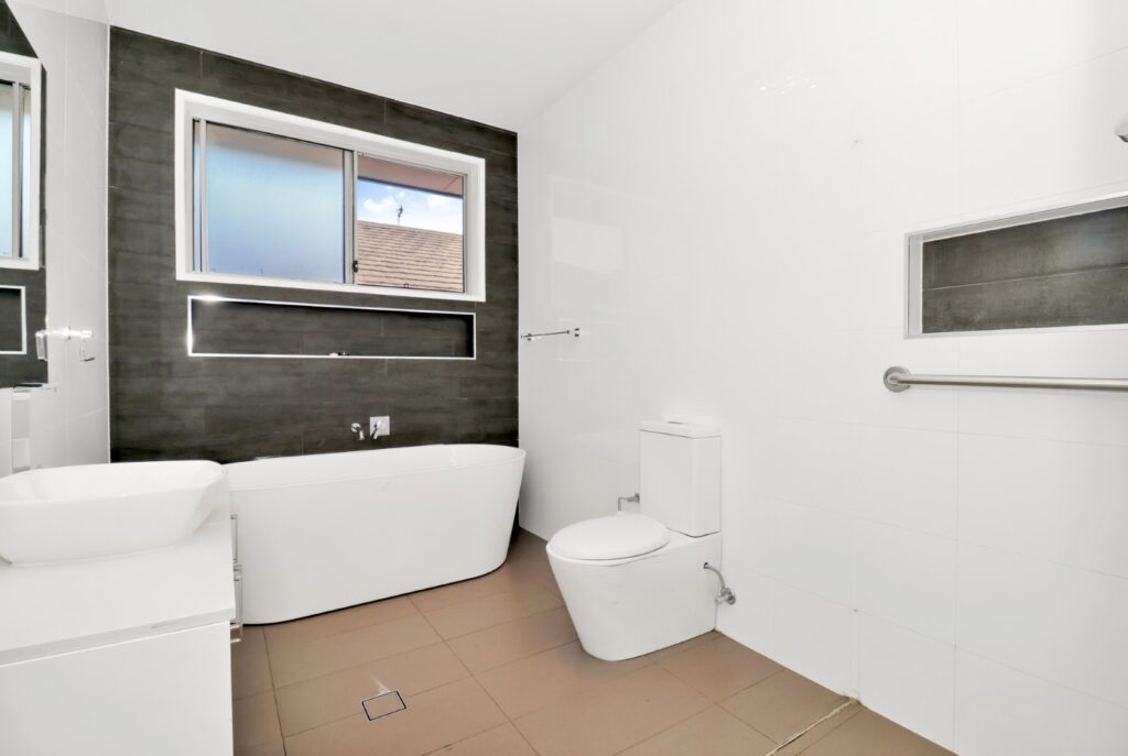 The Ponds 3 7 d8a6719b-fdb3-4c60-b9ff-d139ffe31715